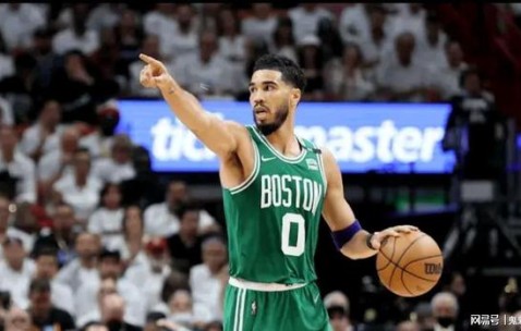 爱游戏-集结日全明星赛传出新动向；波士顿凯尔特人更衣室发声；管理层表态：目标明确；细节决定成败的简单介绍