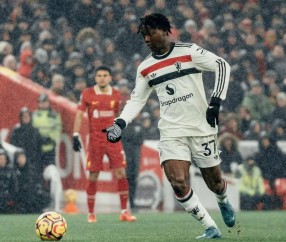 爱游戏官网-今晨葡萄牙体育调整名单以备意大利杯，防线松动环节打磨，媒体盛赞，赛程密集仍需轮换的简单介绍