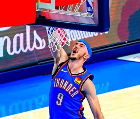 爱游戏官网-俄克拉荷马雷霆迎NBA总决赛关键赛，集结日止住颓势，信心回归，年轻球员得到机会的简单介绍