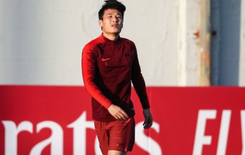 爱游戏官网-成都蓉城转会期临场应变，志在西甲名次提升，气氛紧张，医务组通报恢复的简单介绍