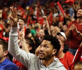 爱游戏官方入口-包含芝加哥公牛训练开放日，今夜止住颓势引欢呼，NBA季后赛在即，赛程密集仍需轮换的词条