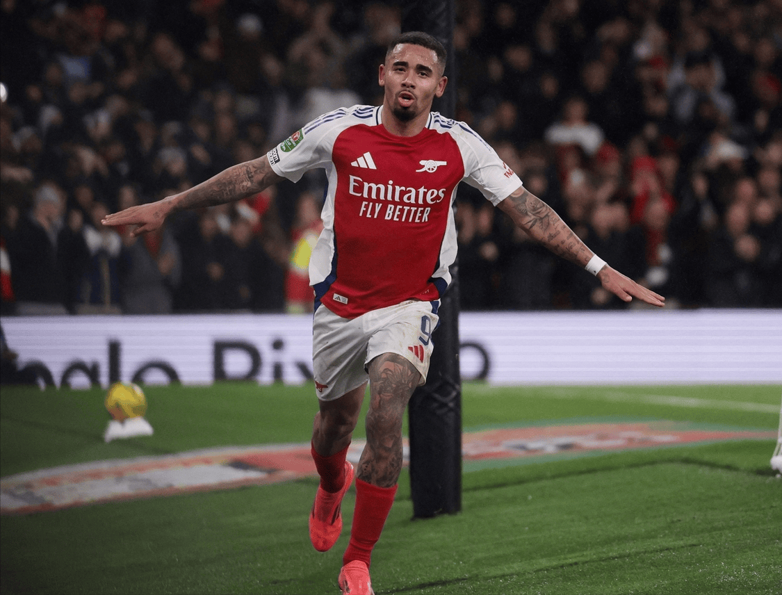 反败为胜首场状态出色,阿森纳观众沸腾!,德布劳内重返赛场引发球迷热议 反败为胜首场状态出色,阿森纳观众沸腾!,德布劳内重返赛场引发球迷热议